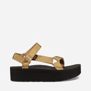 Teva Flatform Universal gold sandal